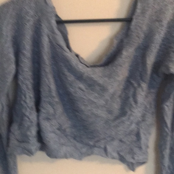 Size Small blue crop sweater - Picture 4 of 4